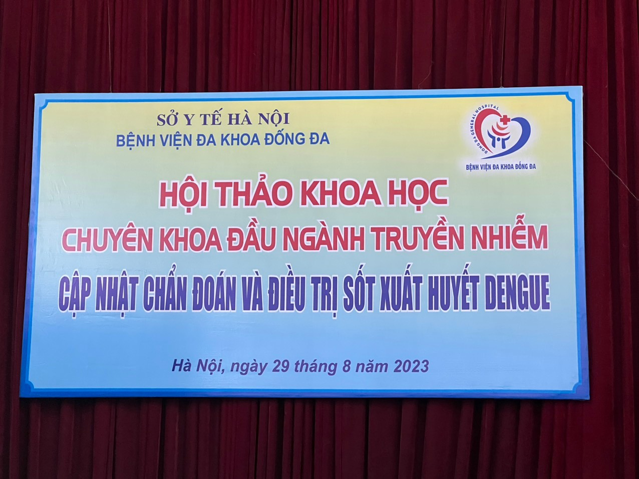 TS.BS. Nguyễn Đình Phúc - Giám đốc Bệnh viện Đa khoa Đống Đa phát biểu tại Hội thảo